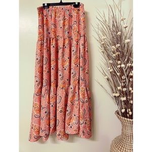 NWT Max Studio Maxi Skirt. Size XS. Never Worn.